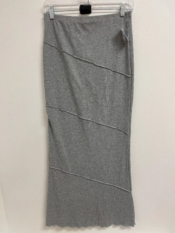 Skirt Maxi By Clothes Mentor In Grey, Size: M