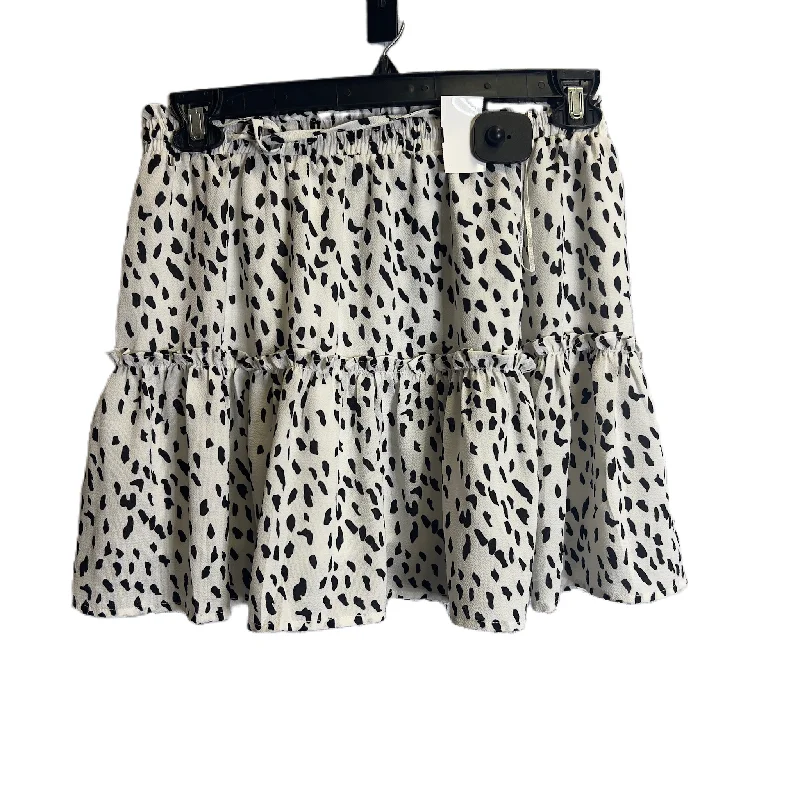 Skirt Mini & Short By Clothes Mentor In Black & White, Size: 6